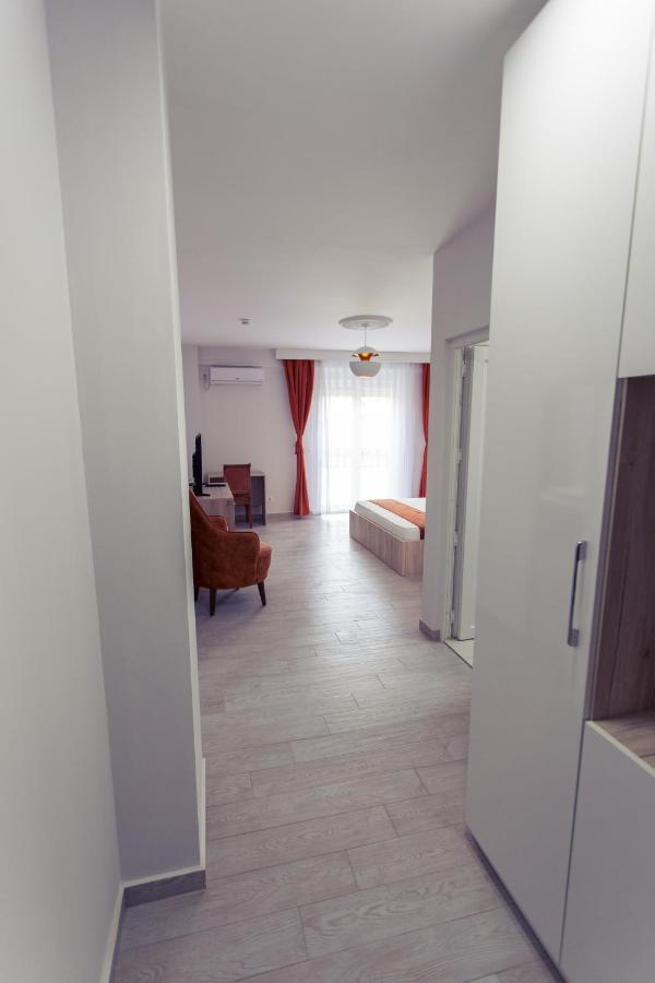 City Hotel Ferizaj Dış mekan fotoğraf