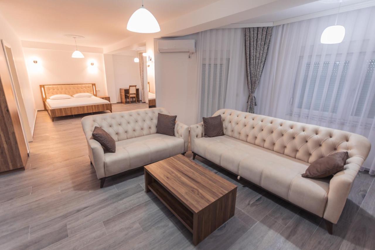 City Hotel Ferizaj Dış mekan fotoğraf