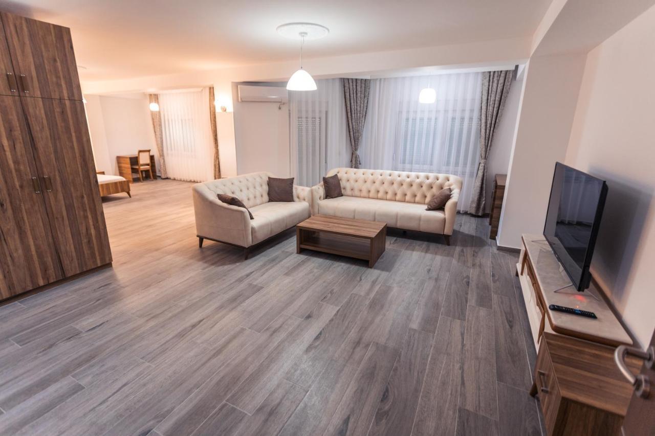City Hotel Ferizaj Dış mekan fotoğraf